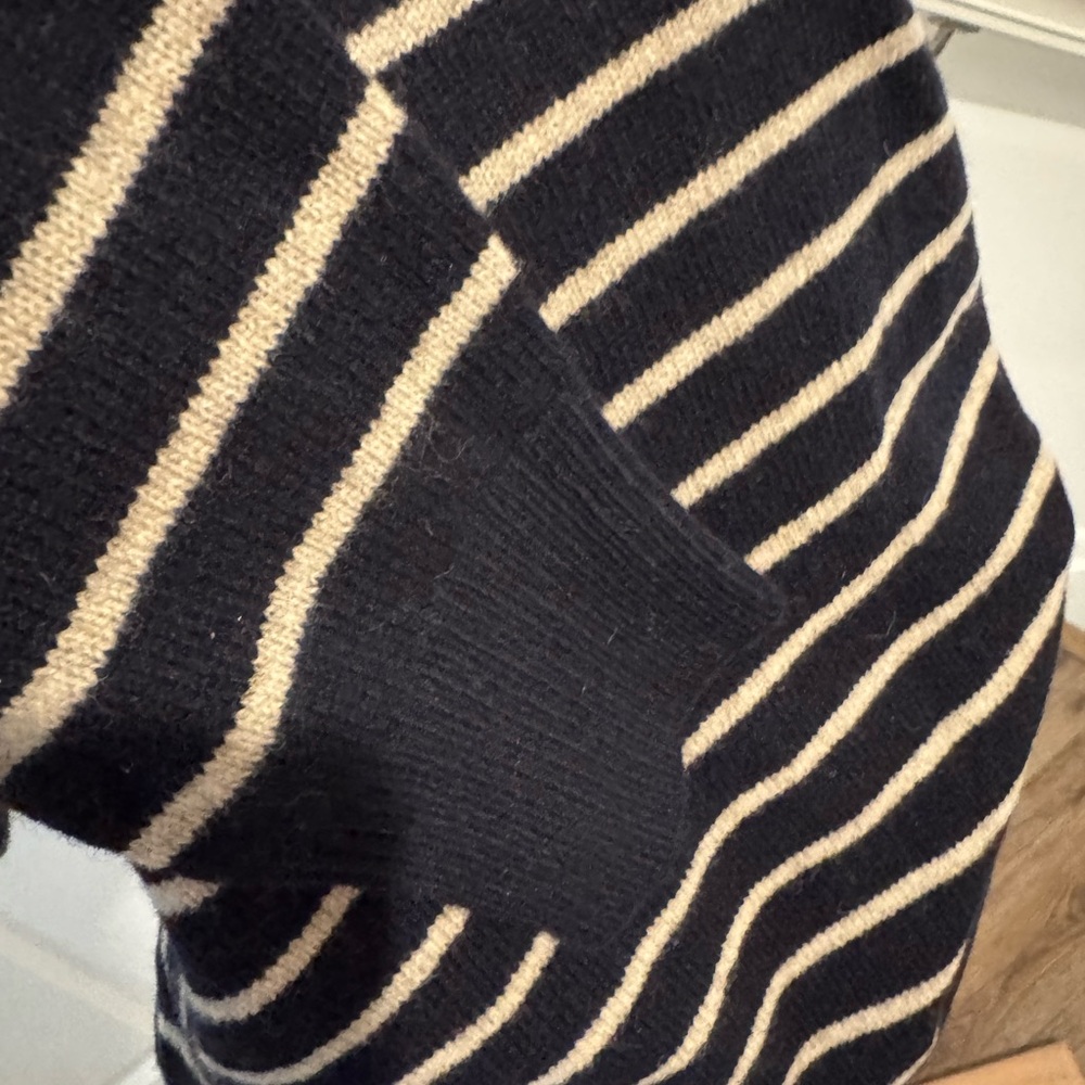 NWT J CREW WOOL SWEATER - Picture 4 of 8